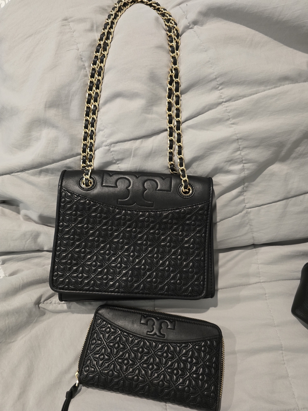 Black Quilted Chain-Handle Shoulder Bag with Matching Wallet - Tory Burch